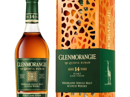 Glenmorangie The Quinta Ruban 14 Year Old Whisky Giraffe Gift Set, 70 cl Online now